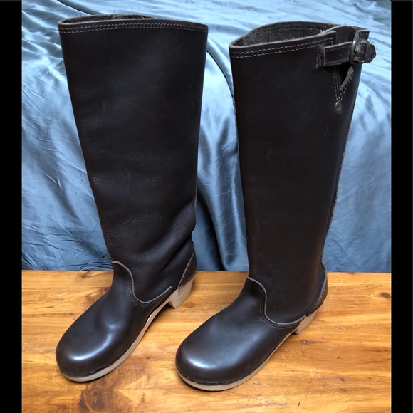 tall clog boots